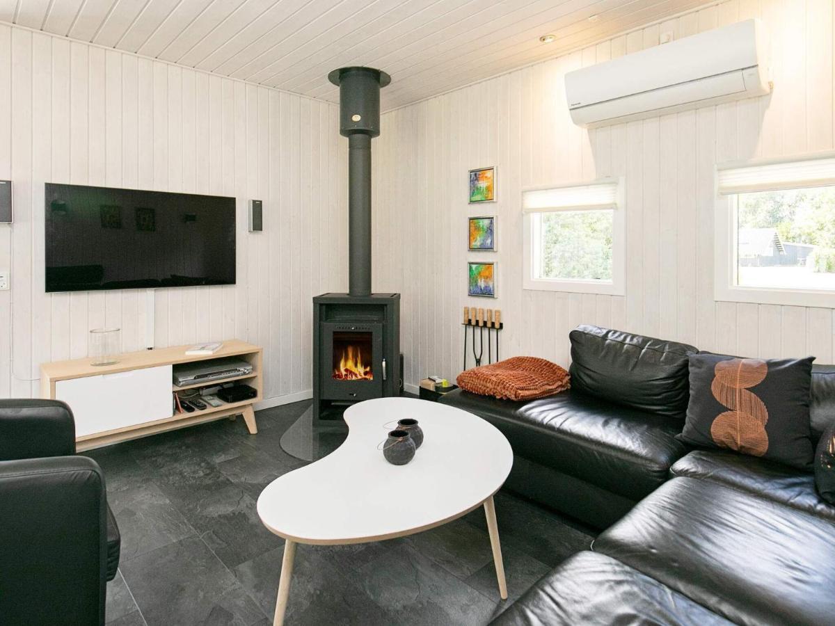 6 Person Holiday Home In Hemmet Exterior foto